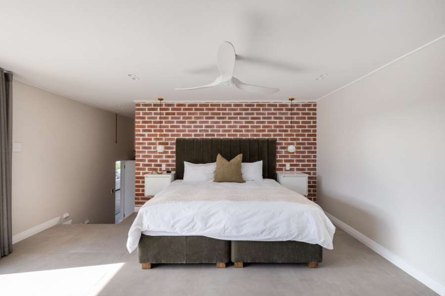 6 Bedroom Property for Sale in Cutty Sark Western Cape